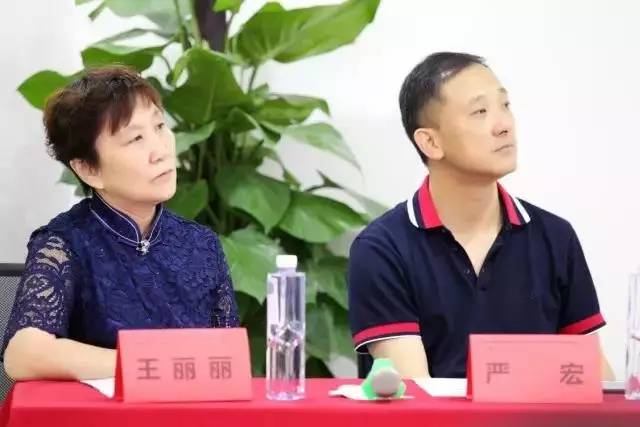 由西安市雁塔区医疗管理协会与6686 - 看球聊球追世界杯就来6686体育有限公司官方网站集团主办的医路同心·光明论道——6686体育·西安2017斜视与小儿眼科学术会议在西安6686 - 看球聊球追世界杯就来6686体育有限公司官方网站