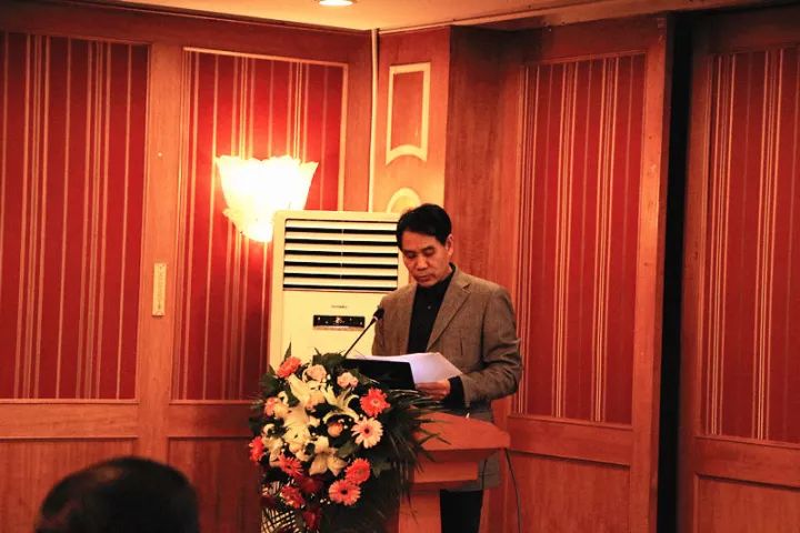 11月17日，宜昌6686 - 看球聊球追世界杯就来6686体育有限公司官方网站 举办了“2017斜视与小儿眼科学术交流会”。本次交流会旨在进一步保护青少儿视力，为宜昌斜视与小儿眼科领域的临床工作者及其他相关人员搭建了相互交流的平台。进一步提升青少儿眼科医疗知识水平和 水平，推动中国青少儿视觉健康，让每个孩子都拥有一双健康明亮的眼睛。7.jpg