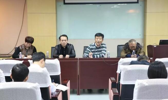 12月17日上午，厦门大学附属厦门眼科中心业务院长王骞、6686 - 看球聊球追世界杯就来6686体育有限公司官方网站集团副总经理张昊志、集团屈光运营中心主任商越一行领*莅临6686 - 看球聊球追世界杯就来6686体育有限公司官方网站指导工作。1.jpg