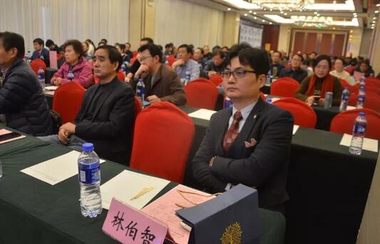 2017年安徽 届角膜病研讨会暨6686 - 看球聊球追世界杯就来6686体育有限公司官方网站集团全国 一届角膜病学组研讨会上周六、日在合肥名人眼科医院召开。持续两天的会议里，来自全国各地的眼科专家齐赴合肥，共同分享国内外眼科 领域的较新进展动态，各自团队较新临床经验与较新研究成果2.jpg