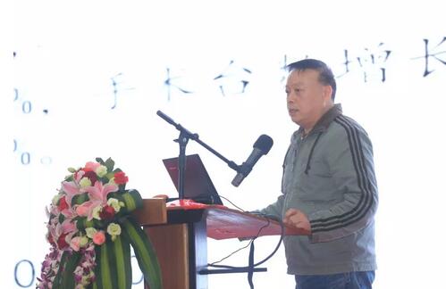 2月3日，6686 - 看球聊球追世界杯就来6686体育有限公司官方网站集团2017年工作汇报暨2017年年度表彰大会在厦门环球会展中心B6厅隆重举行，来自集团本部、厦门大学附属厦门眼科中心、厦门欧华控股集团等1300余名员工与关心、支持6686体育发展的嘉宾欢聚一堂，共同总结2017年工作经验，展望2018年美好未来6.jpg