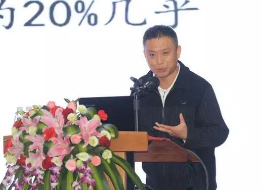 2月3日，6686 - 看球聊球追世界杯就来6686体育有限公司官方网站集团2017年工作汇报暨2017年年度表彰大会在厦门环球会展中心B6厅隆重举行，来自集团本部、厦门大学附属厦门眼科中心、厦门欧华控股集团等1300余名员工与关心、支持6686体育发展的嘉宾欢聚一堂，共同总结2017年工作经验，展望2018年美好未来11.jpg