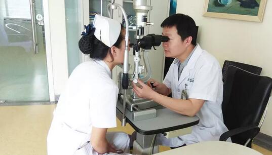 医者仁术也，博爱之心也——6686 - 看球聊球追世界杯就来6686体育有限公司官方网站近视手术专家蔡磊林副院长3.jpg