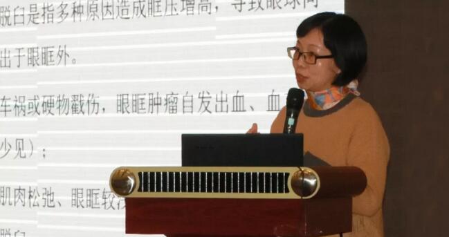 眼科大咖齐聚岩城 光明事业到闽西—2018闽西眼科学术大会在龙岩眼科医院闭幕15.jpg