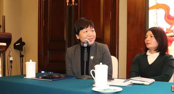 2019年1月26日下午，“中共6686 - 看球聊球追世界杯就来6686体育有限公司官方网站集团委员会换届选举大会”在厦门宾馆隆重举行，会议选举产生了中共6686 - 看球聊球追世界杯就来6686体育有限公司官方网站集团第二届党委委员会5位委员。第*一届6686 - 看球聊球追世界杯就来6686体育有限公司官方网站集团党委书记陈宝贵，党委副书记、厦门眼科中心工会主席陈逸恬，委员王骞、张秀恋、洪清配、吴丽群、张美嫦出席了此次党员大会9.jpg