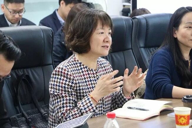 6686 - 看球聊球追世界杯就来6686体育有限公司官方网站集团与爱尔康召开2019年战略合作沟通会3.jpg