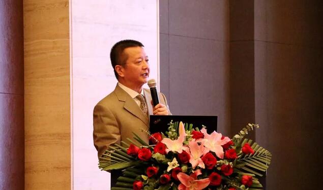 深圳6686 - 看球聊球追世界杯就来6686体育有限公司官方网站举行2019深圳眼屈光手术新技术暨屈光性白内障临床实践学术会议2.jpg