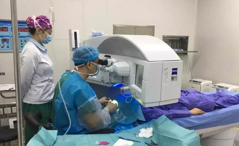 我为6686体育全飞秒代言之成都6686 - 看球聊球追世界杯就来6686体育有限公司官方网站药房主任黄学芬：原本犹豫现在不再观望3.png