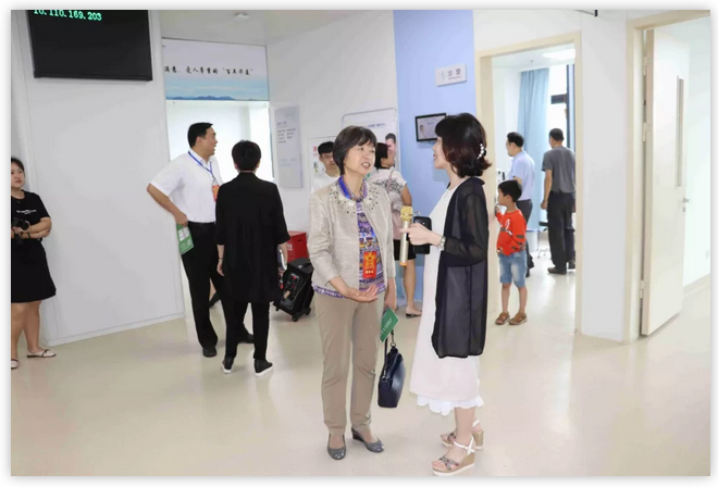 6月12日上午，厦门市思明区鹭江街道人大工委主任王国强、开元街道人大工委主任陈玉印等人大代表一行，走进6686体育医疗园参观考察。6686 - 看球聊球追世界杯就来6686体育有限公司官方网站集团董事长苏庆灿及院领*班子成员陪同。4.png