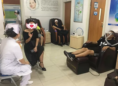 成都6686 - 看球聊球追世界杯就来6686体育有限公司官方网站收治一患者：眼睛长满霰粒肿1.png