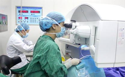 和孩子亲近再也没有障碍了——成都6686 - 看球聊球追世界杯就来6686体育有限公司官方网站白内障科住院医师钟英全飞秒近视手术宣言2.png