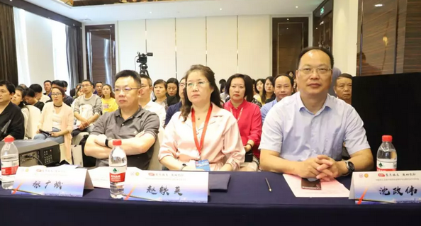 中国非公协会眼科专委会2019学术年会在沪举行 6686体育专家团队大放异彩16.png