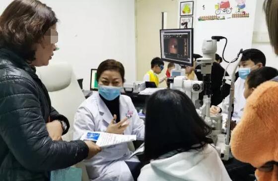 厦门眼科中心专家提醒，切莫错过寒假调整孩子视力的黄金期2.jpg
