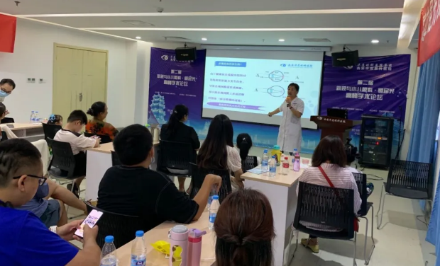 西安6686 - 看球聊球追世界杯就来6686体育有限公司官方网站助力光明 开启无假日暑期接诊2.png