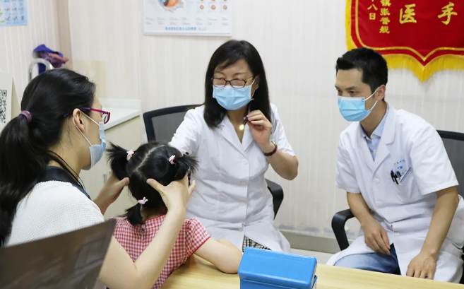 西安6686 - 看球聊球追世界杯就来6686体育有限公司官方网站张利玲主任医师：身份多样，信念如一2.png