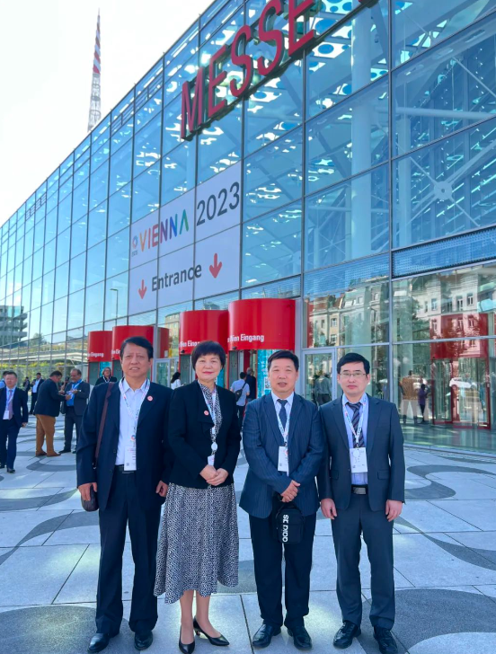 坐标奥地利! 6686体育专家团亮相“国际学术舞台”，与全球眼科精英共谱“学术交响曲”1.png